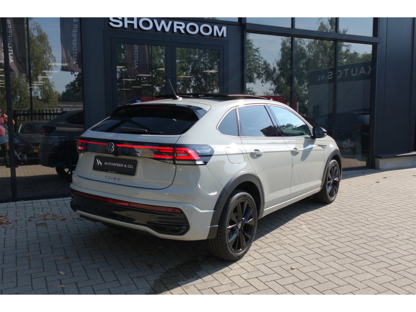 Volkswagen Taigo 1.5 TSI R-Line PANO KEYLESS CAM