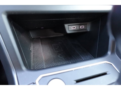 Volkswagen Taigo 1.5 TSI R-Line PANO KEYLESS CAM