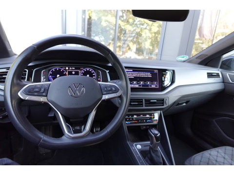 Volkswagen Taigo 1.5 TSI R-Line PANO KEYLESS CAM