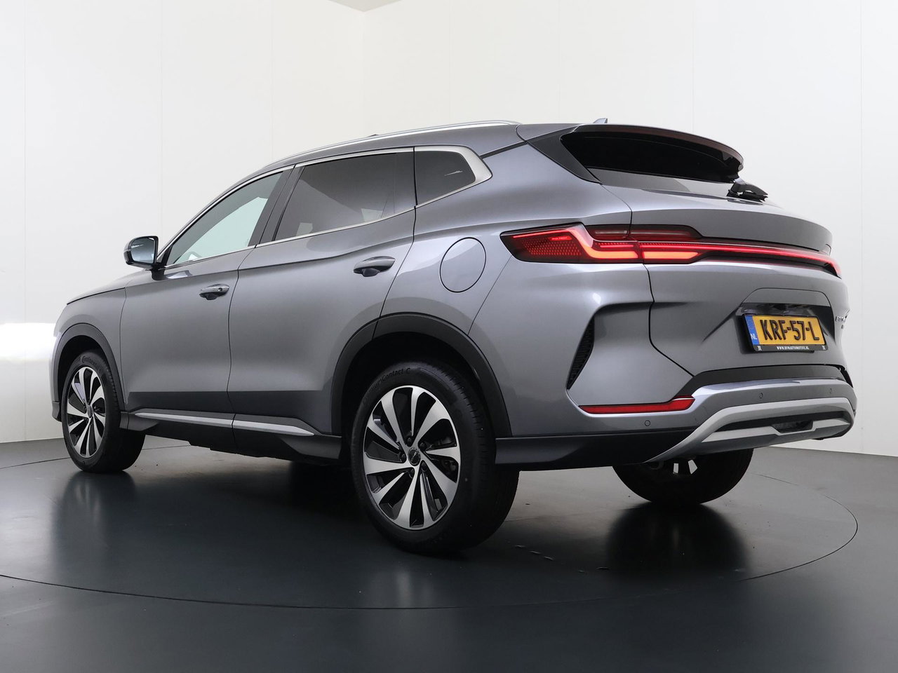 BYD SEAL U