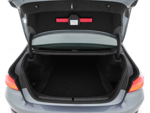 BMW 5 Serie 520i Executive Edition Sportline Aut. *LEATHER-FABRIC | FULL-LED | DIGI-COCKIT | KEYLESS | NAVI-FULLMAP | HEATED-SPORTSEATS | PRIVACY-GLASS | AMBIENTLIGHT | ECC | CARPLAY | PDC | TOWBAR | 18"ALU*