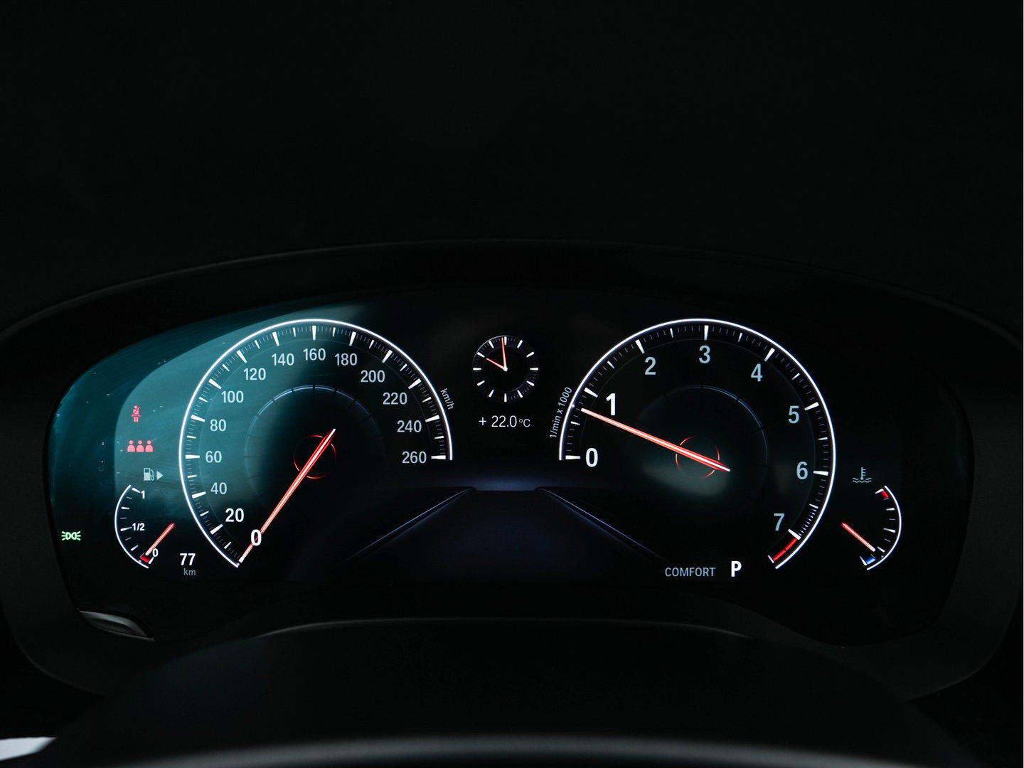 BMW 5 Serie 520i Executive Edition Sportline Aut. *LEATHER-FABRIC | FULL-LED | DIGI-COCKIT | KEYLESS | NAVI-FULLMAP | HEATED-SPORTSEATS | PRIVACY-GLASS | AMBIENTLIGHT | ECC | CARPLAY | PDC | TOWBAR | 18"ALU*