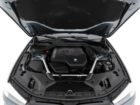BMW 5 Serie 520i Executive Edition Sportline Aut. *LEATHER-FABRIC | FULL-LED | DIGI-COCKIT | KEYLESS | NAVI-FULLMAP | HEATED-SPORTSEATS | PRIVACY-GLASS | AMBIENTLIGHT | ECC | CARPLAY | PDC | TOWBAR | 18"ALU*