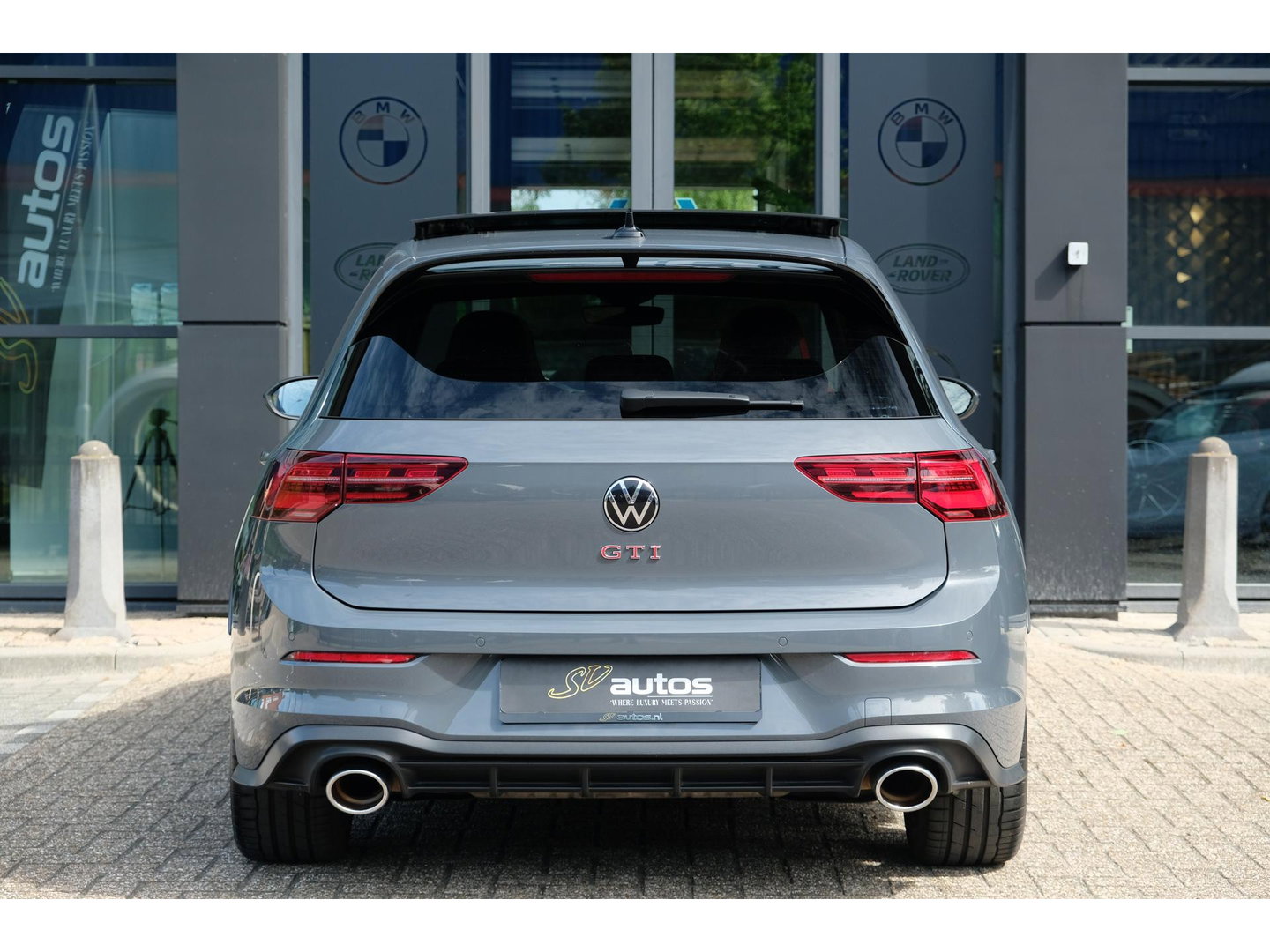 Volkswagen Golf 8 GTI Clubsport 2.0 TSI 300pk Panoramadak IQ light Camera 19" LMV