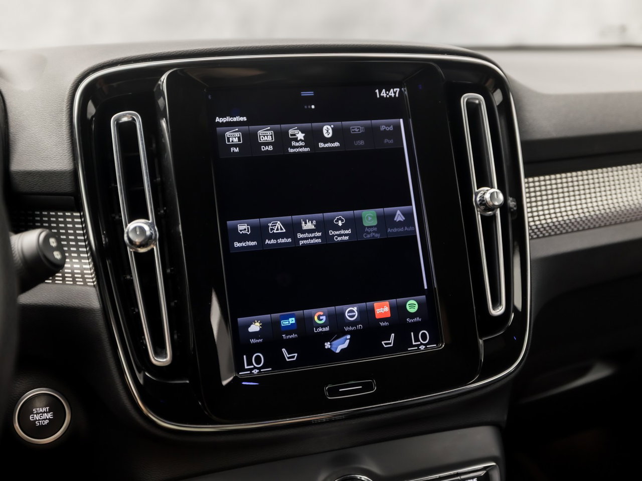Volvo XC40