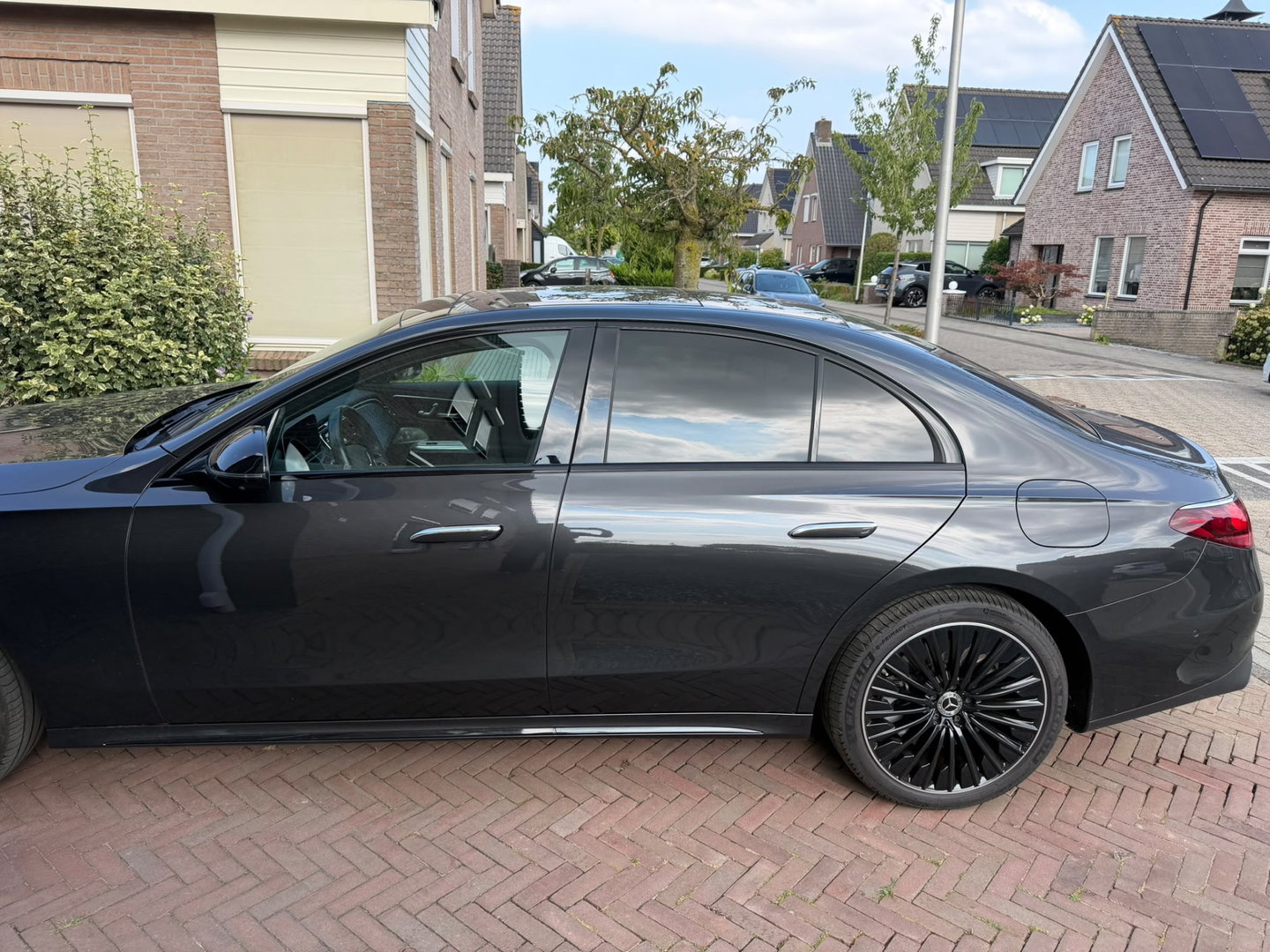 Mercedes-Benz E-Klasse 300 e AMG Line 313 pk | Open dak | Elekt.stoelen memory | Burmester | Komt binnen
