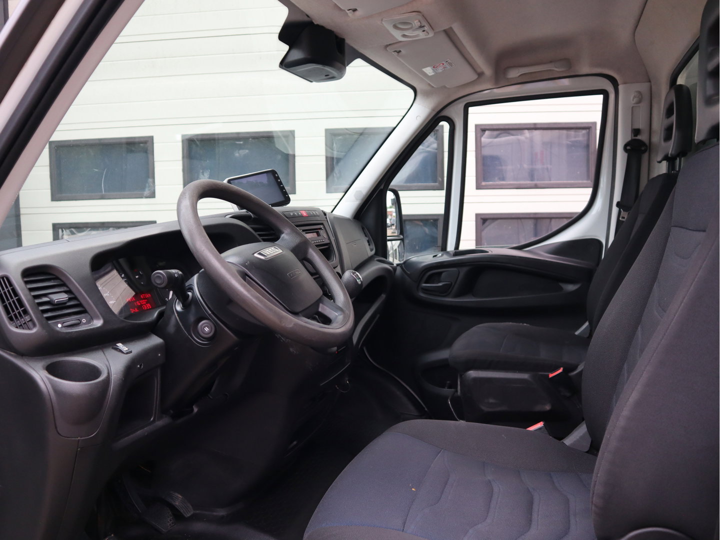 Iveco Daily 50C15 3.0 Euro 6 - HIAB kraan - 2 x PTO - NIDO - Openlaadbak