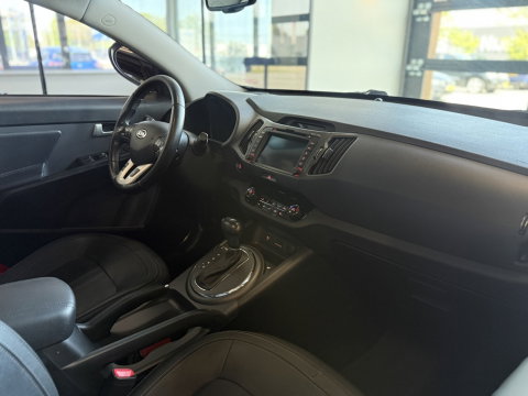 Kia Sportage 2.0 163PK automaat / Plus Pack / panoramadak / LED
