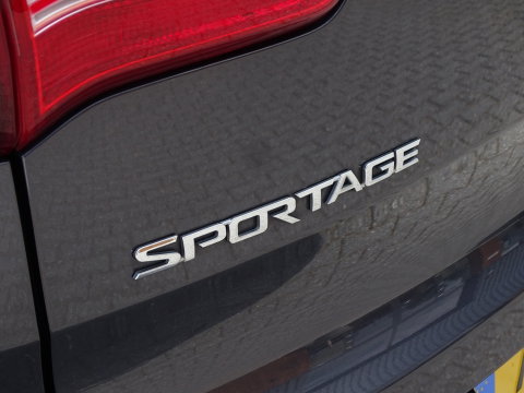 Kia Sportage 2.0 163PK automaat / Plus Pack / panoramadak / LED