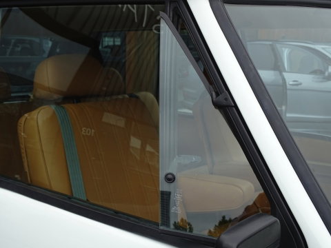 Land Rover Range Rover Classic V8 / 3 DOOR / gerestaureerd 2025 / unieke conditie
