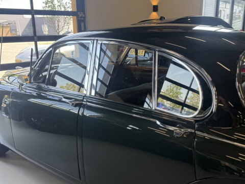 Jaguar MK2 3.8L 228PK automaat / gerestaureerd
