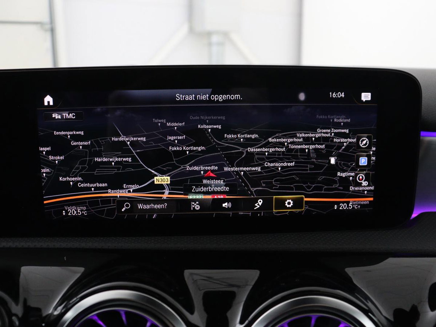 Mercedes-Benz A-Klasse 200 AMG Business Solution Aut. | Pano | LED | Half sfeerverlichting | Sfeerverlichting | Elec. Stoelen | Stoelverwarming | Virtual Display | Navi | Camera | Trekaak | Carplay