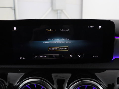 Mercedes-Benz A-Klasse 200 AMG Business Solution Aut. | Pano | LED | Half sfeerverlichting | Sfeerverlichting | Elec. Stoelen | Stoelverwarming | Virtual Display | Navi | Camera | Trekaak | Carplay