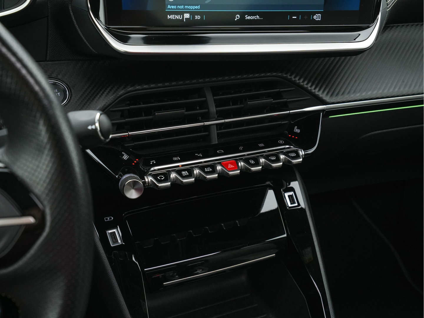Peugeot e-2008 EV GT Pack 50 kWh [3-Fase-11kW] {SoH-88%} (INCL.BTW) *PANO | DIGI-COCKPIT | FULL-LED | BLIS | KEYLESS | LEATHER-MICROFIBRE | CAMERA | CARPLAY | CCS-FASTLOADER | DAB+ | NAVI-FULLMAP | ECC | PDC | SPORT-SEATS | AMBIENT-LIGHT | PRIVACY-