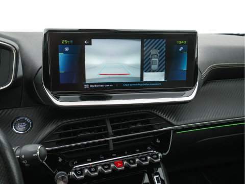 Peugeot e-2008 EV GT Pack 50 kWh [3-Fase-11kW] {SoH-88%} (INCL.BTW) *PANO | DIGI-COCKPIT | FULL-LED | BLIS | KEYLESS | LEATHER-MICROFIBRE | CAMERA | CARPLAY | CCS-FASTLOADER | DAB+ | NAVI-FULLMAP | ECC | PDC | SPORT-SEATS | AMBIENT-LIGHT | PRIVACY-