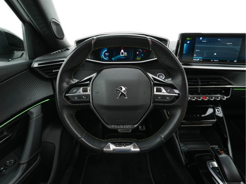 Peugeot e-2008 EV GT Pack 50 kWh [3-Fase-11kW] {SoH-88%} (INCL.BTW) *PANO | DIGI-COCKPIT | FULL-LED | BLIS | KEYLESS | LEATHER-MICROFIBRE | CAMERA | CARPLAY | CCS-FASTLOADER | DAB+ | NAVI-FULLMAP | ECC | PDC | SPORT-SEATS | AMBIENT-LIGHT | PRIVACY-