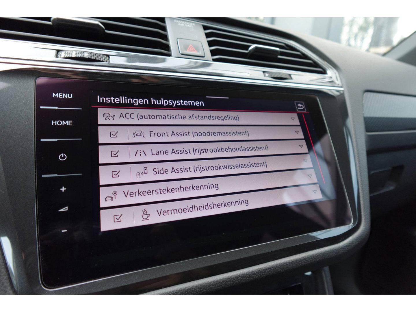 Volkswagen Tiguan 2.0 TDI 4Motion PANO H&K KEYLESS