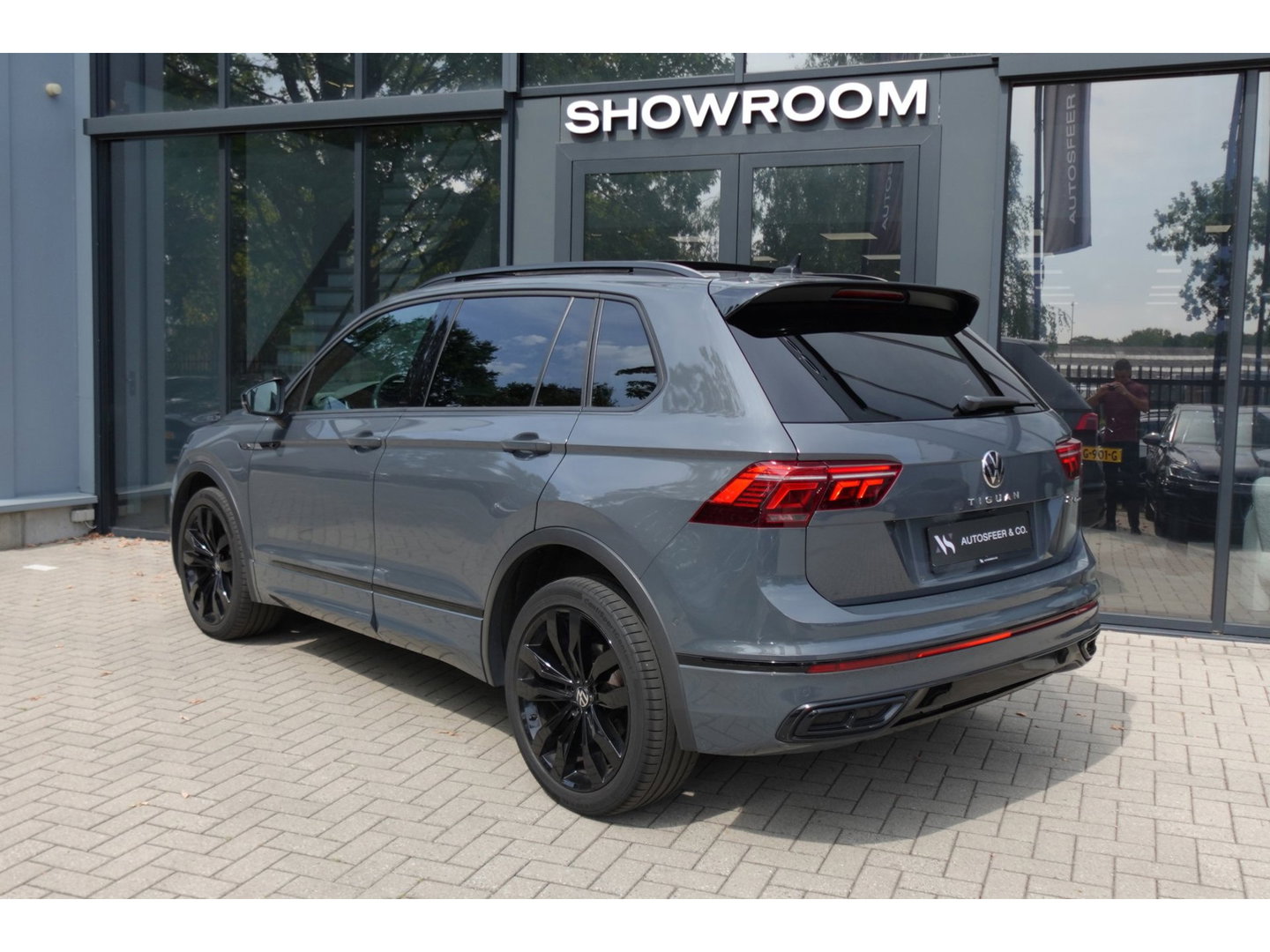 Volkswagen Tiguan 2.0 TDI 4Motion PANO H&K KEYLESS