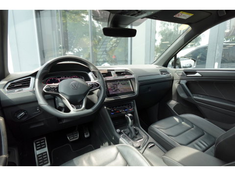 Volkswagen Tiguan 2.0 TDI 4Motion PANO H&K KEYLESS