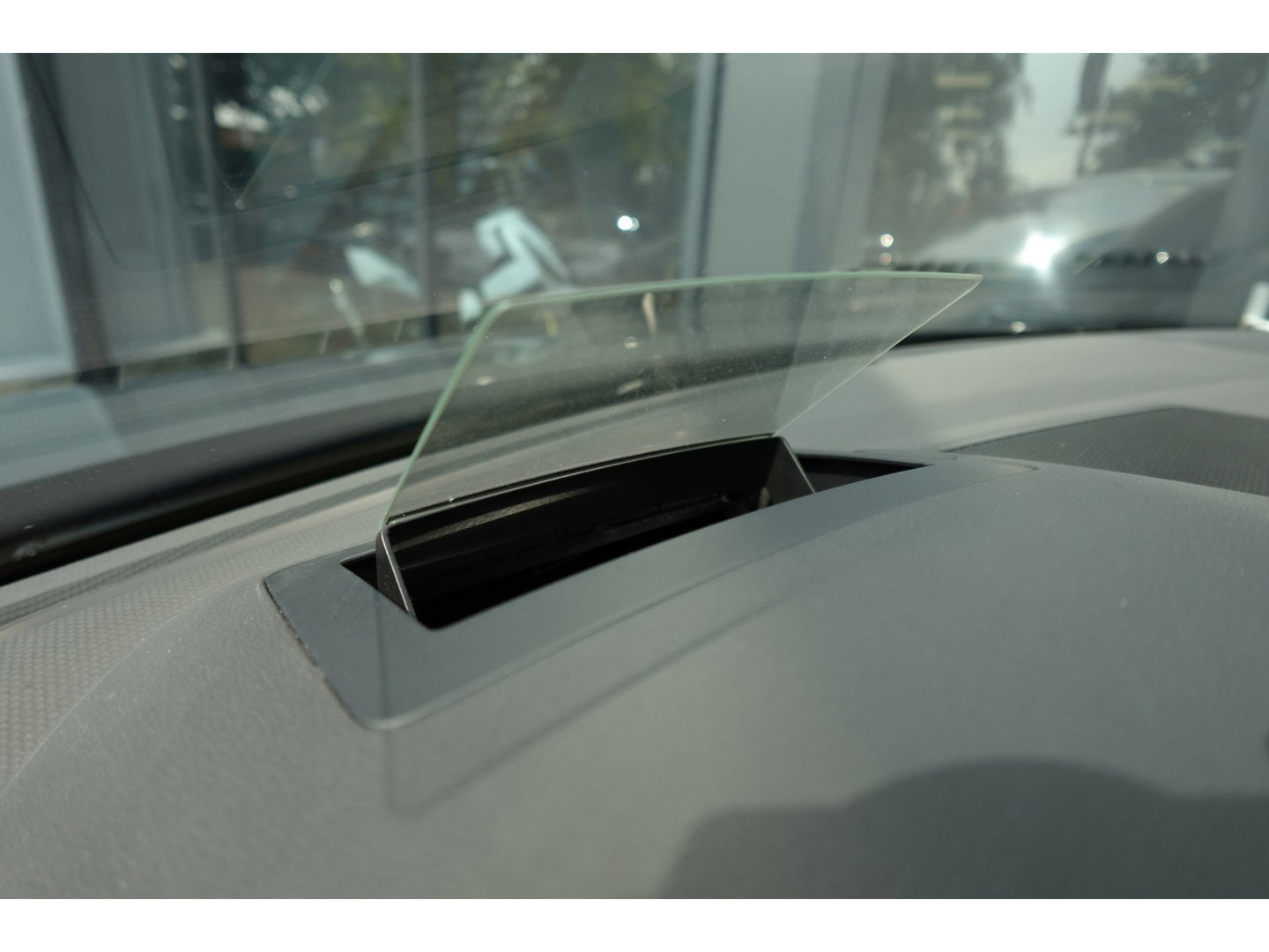 Volkswagen Tiguan 2.0 TDI 4Motion PANO H&K KEYLESS