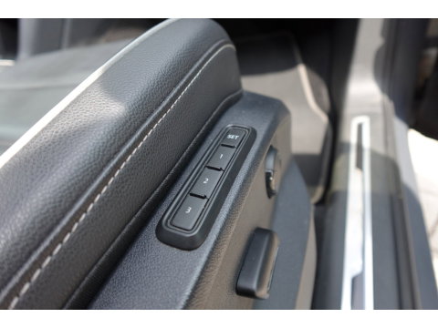 Volkswagen Tiguan 2.0 TDI 4Motion PANO H&K KEYLESS