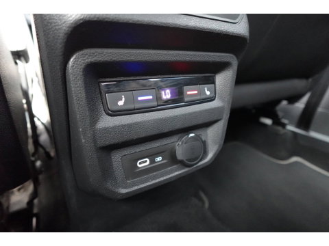 Volkswagen Tiguan 2.0 TDI 4Motion PANO H&K KEYLESS