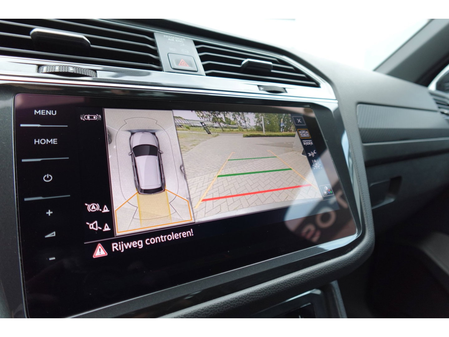 Volkswagen Tiguan 2.0 TDI 4Motion PANO H&K KEYLESS