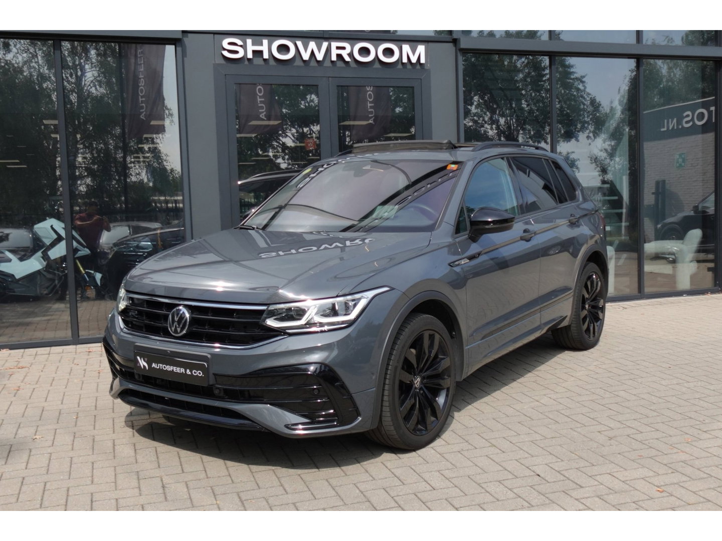 Volkswagen Tiguan 2.0 TDI 4Motion PANO H&K KEYLESS