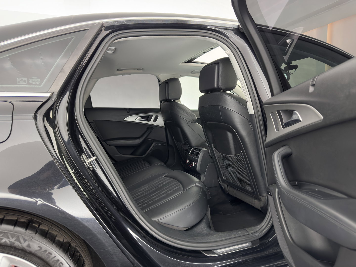 Audi A6 Limousine 3.0 TDI quattro Pro Line Plus Aut. *PANO | LEATHER | XENON | HEATED-COMFORTSEATS | BOSE-SOUND | NAVI-FULLMAP | ECC | PDC | CRUISE | PRIVACY-GLASS | 18''ALU*