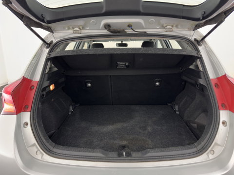 Toyota Auris 1.8 Hybrid Aspiration Aut. *CAMERA | KEYLESS | ECC | CRUISE | 17''ALU*