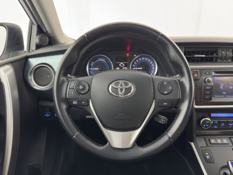Toyota Auris 1.8 Hybrid Aspiration Aut. *CAMERA | KEYLESS | ECC | CRUISE | 17''ALU*
