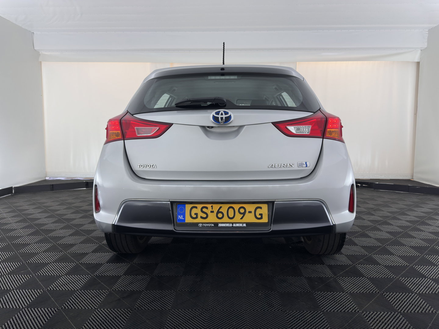Toyota Auris 1.8 Hybrid Aspiration Aut. *CAMERA | KEYLESS | ECC | CRUISE | 17''ALU*