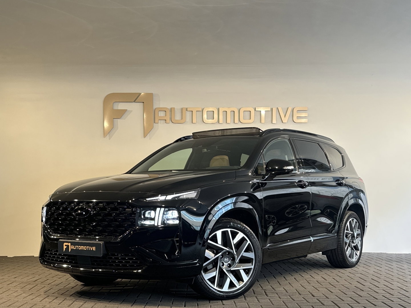 Hyundai Santa Fe 1.6 T-GDI PHEV Premium Plus Sky 7p. Pano|Dodehoek|Keyless|Stoelventilatie