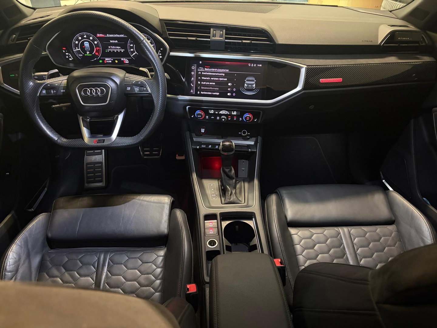Audi RSQ3 Sportback 2.5 TFSI Quattro Pano|B&O|Keyless|Sfeer