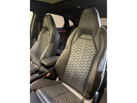Audi RSQ3 Sportback 2.5 TFSI Quattro Pano|B&O|Keyless|Sfeer