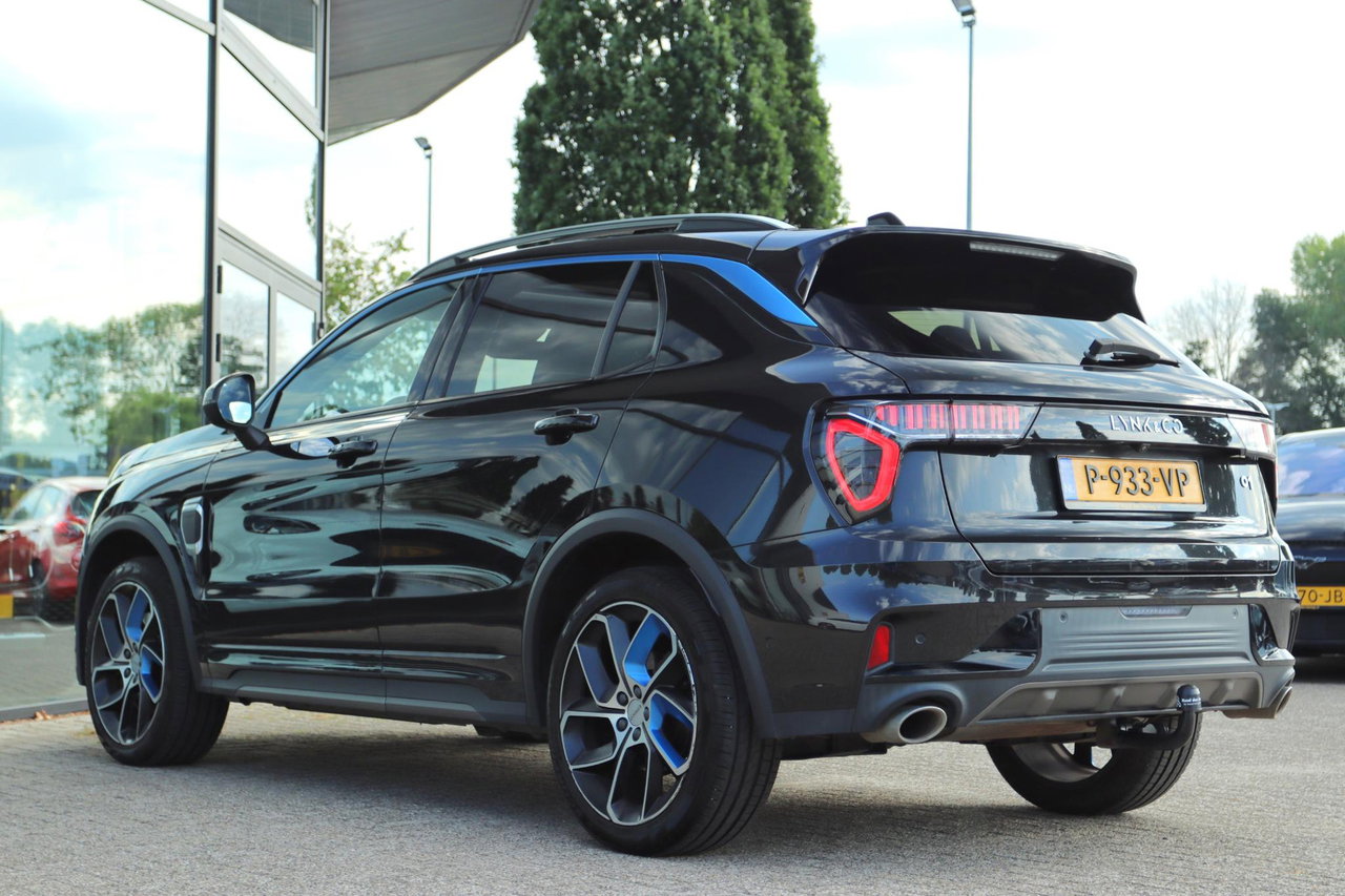 Lynk & Co 01