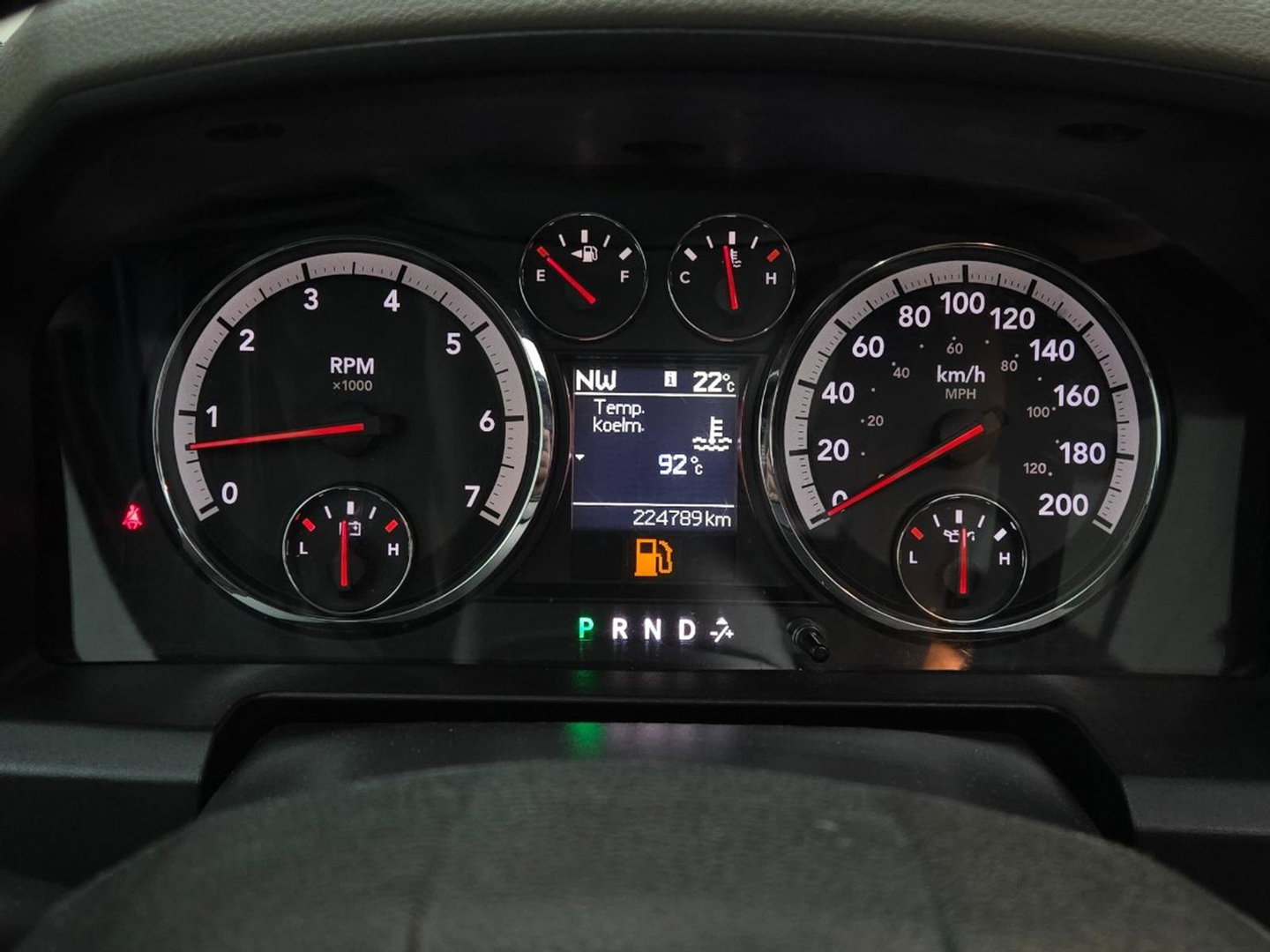 Dodge Ram 1500 5.7 V8 4x4 Quad Cab 6'4 LPG NIEUWE APK