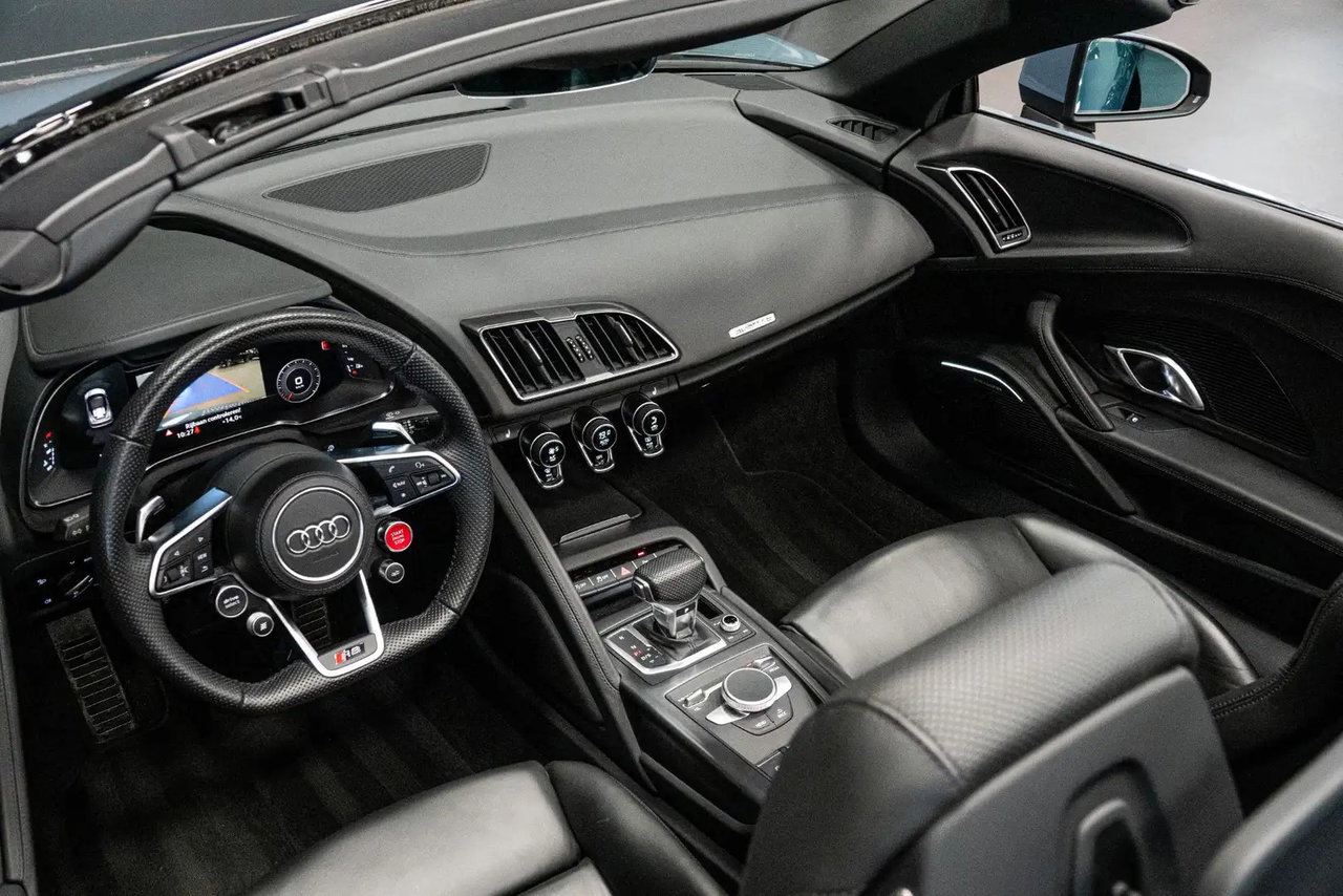 Audi R8