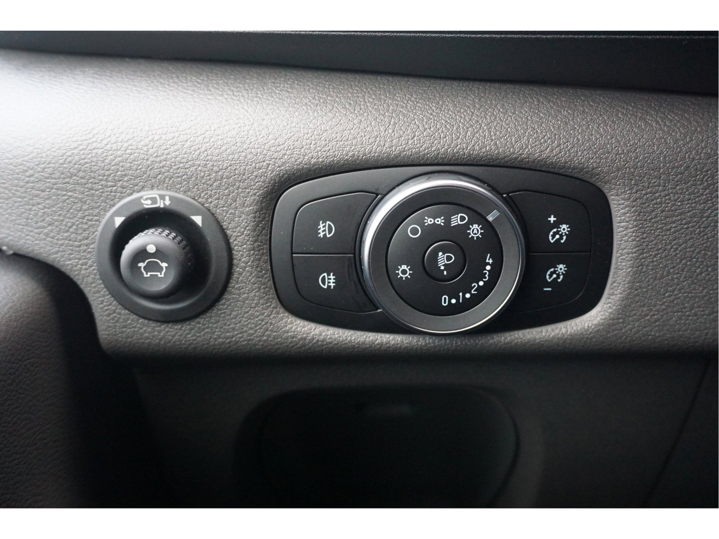 Ford Transit 350L 130PK L3H2 Trend AUT BPM VRIJ!! Clima, 12" Sync 4 Navi, 270º deur, Trekhaak!! NR. 165