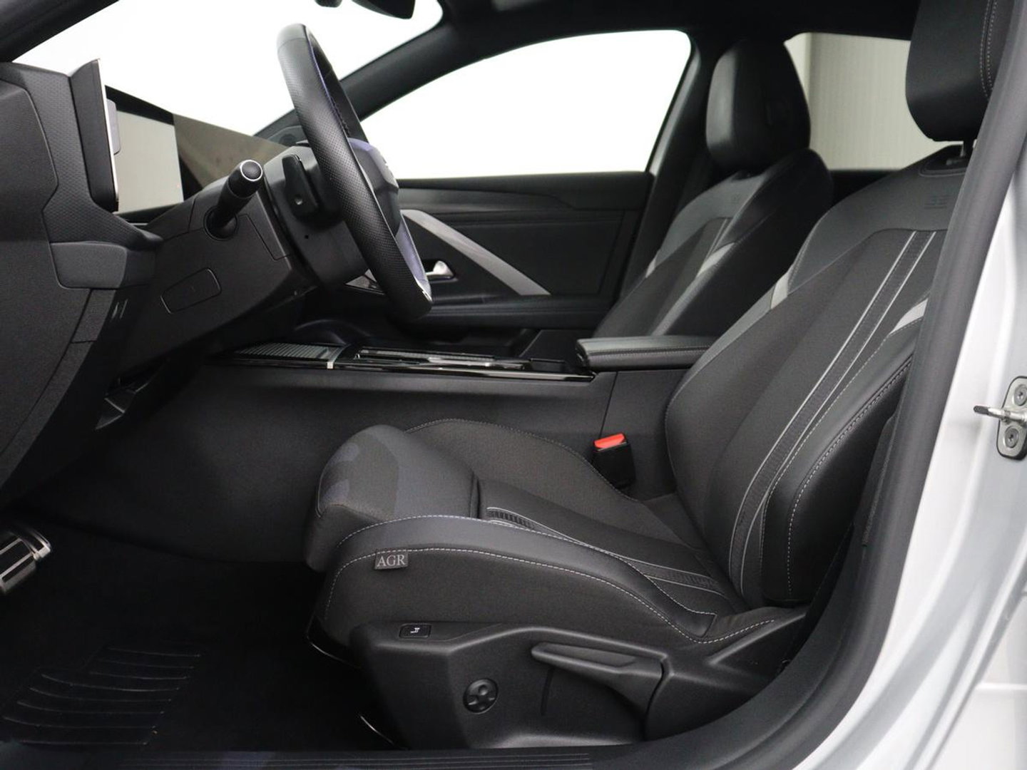 Opel Astra 1.6 Hybrid GS Line | SOH 97,5% | Half leder | Stuur/stoel verwarming | Adaptive cruise | Carplay | 360 Camera | Parks assist | PHEV
