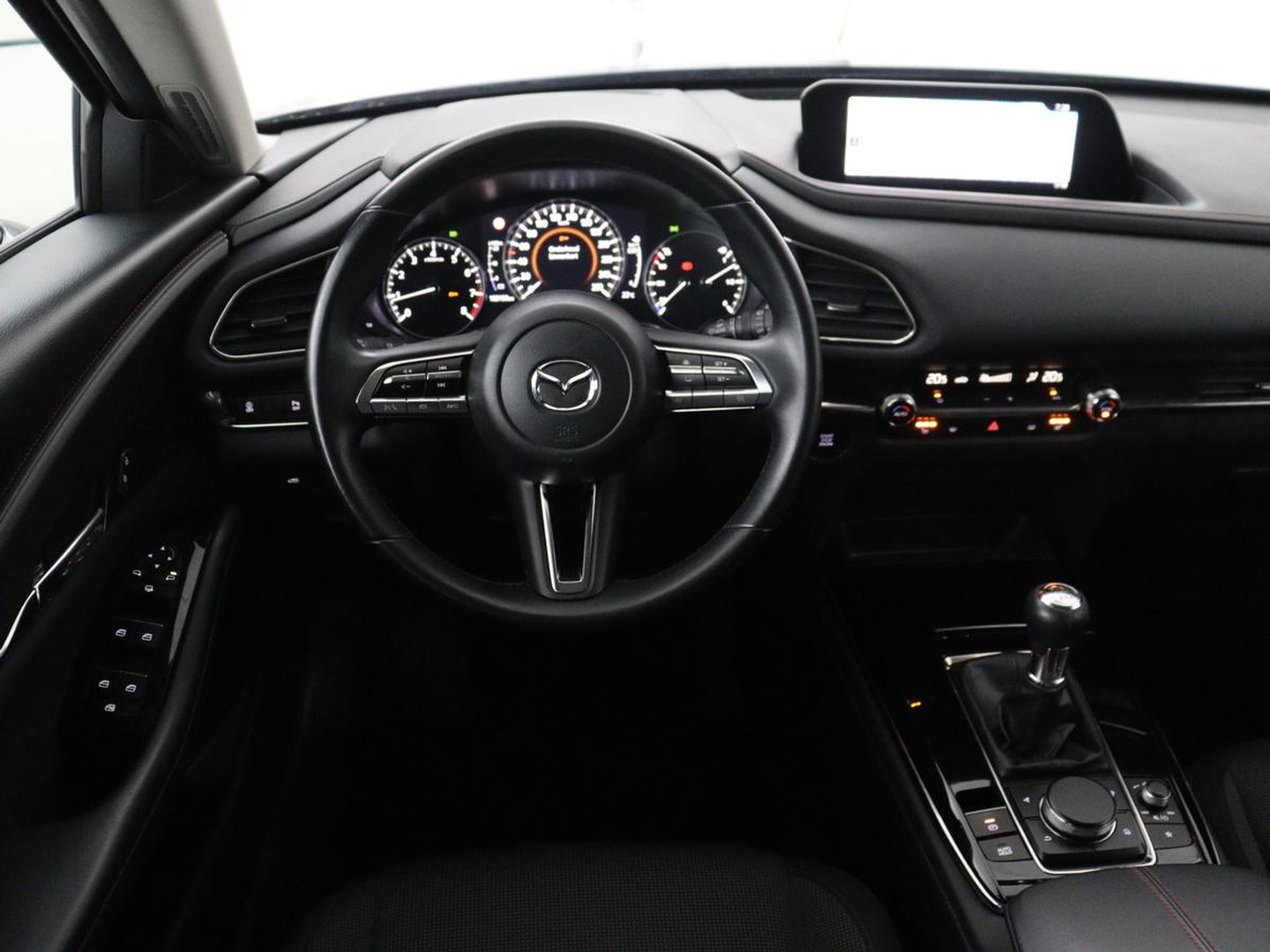 Mazda CX-30 2.0 e-SkyActiv-X M Hybrid Sportive | Stoelverwarming | Head-up | Adaptive cruise | BOSE sound | Carplay | Camera | Park assist |