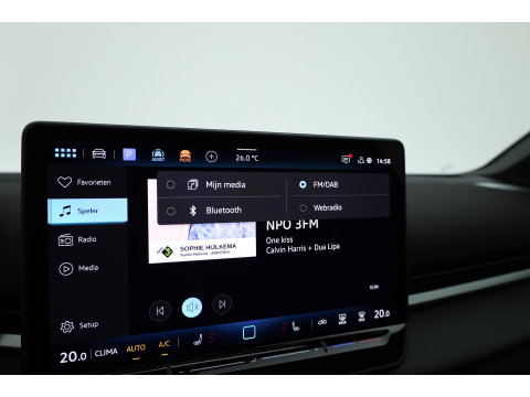 Volkswagen T-Roc 1.5 eTsi R-Line | Pano | IQ Light | Adapt. Cruise | Trekhaak | Camera | Stoel- Stuurverw. | CarPlay |