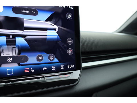 Volkswagen T-Roc 1.5 eTsi R-Line | Pano | IQ Light | Adapt. Cruise | Trekhaak | Camera | Stoel- Stuurverw. | CarPlay |