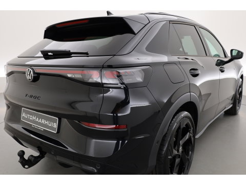Volkswagen T-Roc 1.5 eTsi R-Line | Pano | IQ Light | Adapt. Cruise | Trekhaak | Camera | Stoel- Stuurverw. | CarPlay |