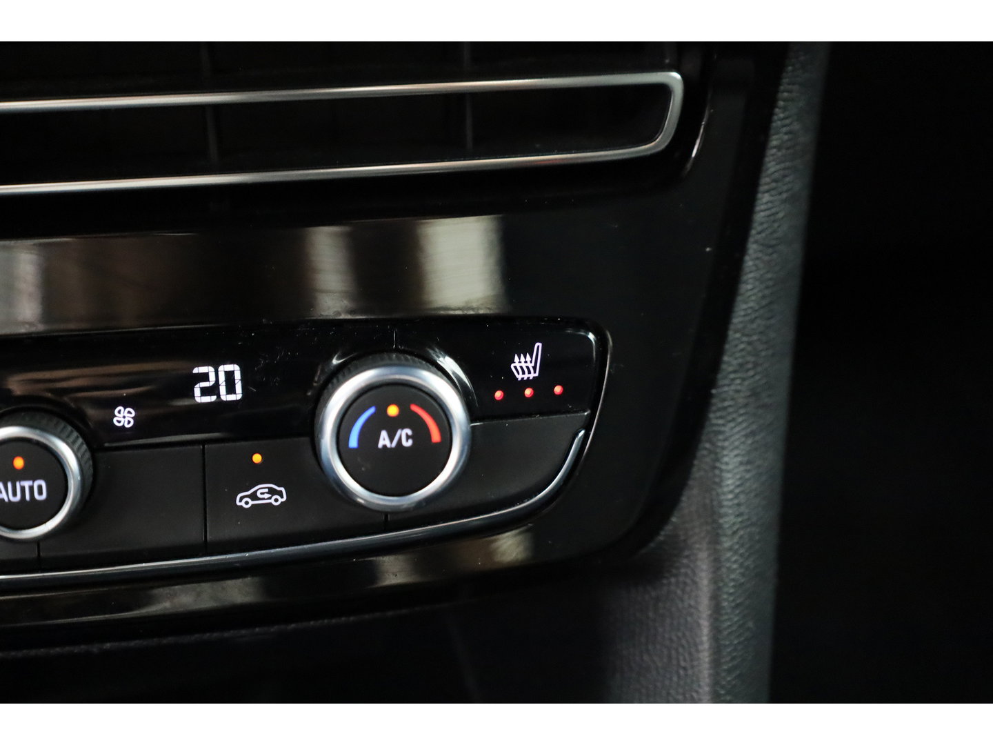 Opel Mokka 1.2 Turbo GS Line | RIJKLAAR!! | Dig. Cockpit | Adapt. Cruise | Leder | Stoelverw. | Camera | Keyless | 18''