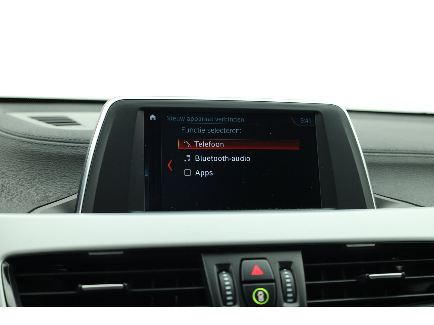 BMW X2 sDrive20i | Navi | Stoelverw. | Elek. Achterklep | Afn. Trekhaak | All Seasons