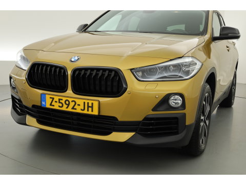 BMW X2 sDrive20i | Navi | Stoelverw. | Elek. Achterklep | Afn. Trekhaak | All Seasons