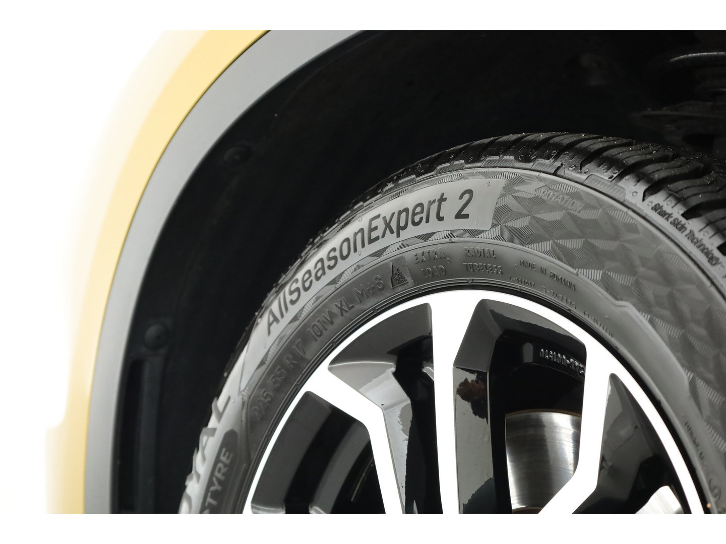 BMW X2 sDrive20i | Navi | Stoelverw. | Elek. Achterklep | Afn. Trekhaak | All Seasons