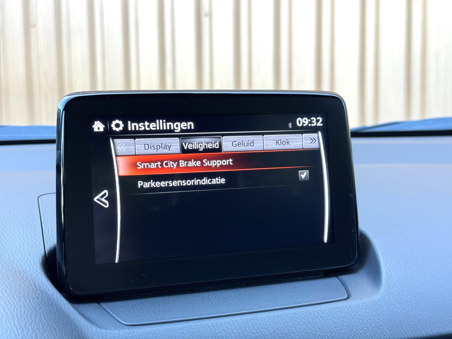 Mazda CX-3 2.0 SkyActiv-G 121 Sportive | Cruise Control | Parkeersensoren Achter | Apple Carplay | Android Auto |Stoelverwarming | Navigatie | 18" Lichtmetaal | Airconditioning