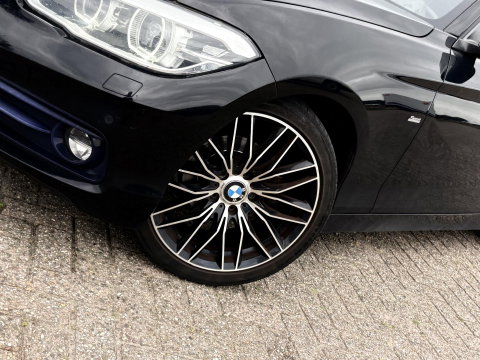 BMW 1 Serie 118i High Executive Sport | AUT | STOELVERW. | TREKHAAK AFNEEMBAAR | LMV